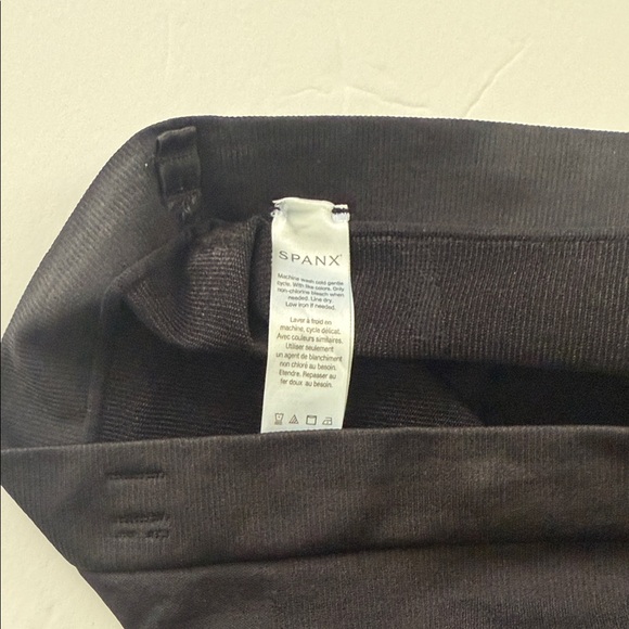 SPANX Black Shaping Shorts - Picture 3 of 4
